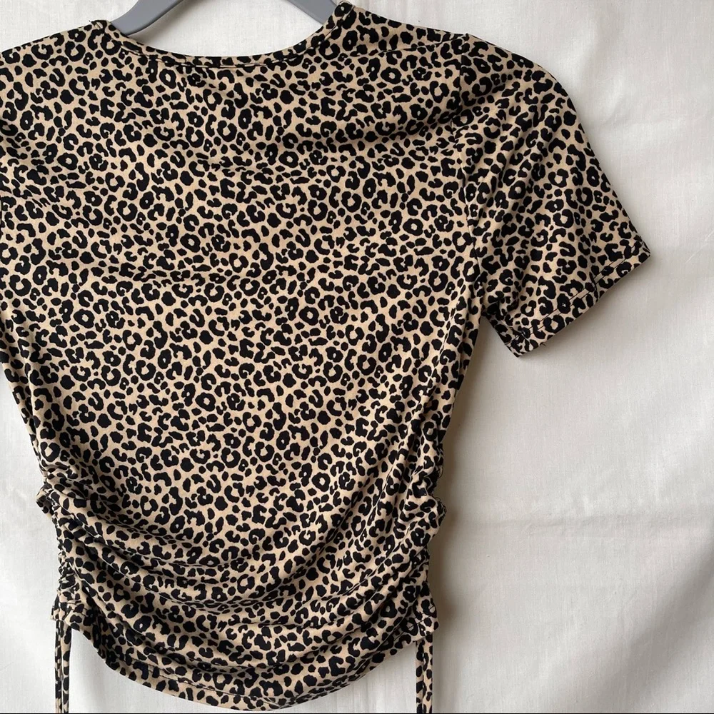Leopard Print Ruched Crop Top - Picture 7 of 9